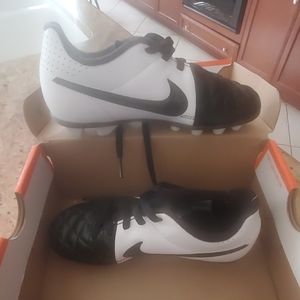Kids shoes